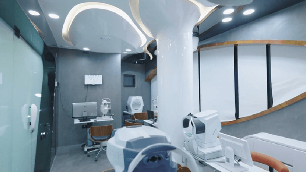 Eye Hospital, BhujWhere